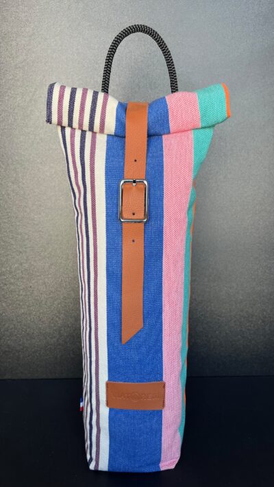 Le protège bouteille <br/> Bleu, Violet, Rose et Vert à rayures